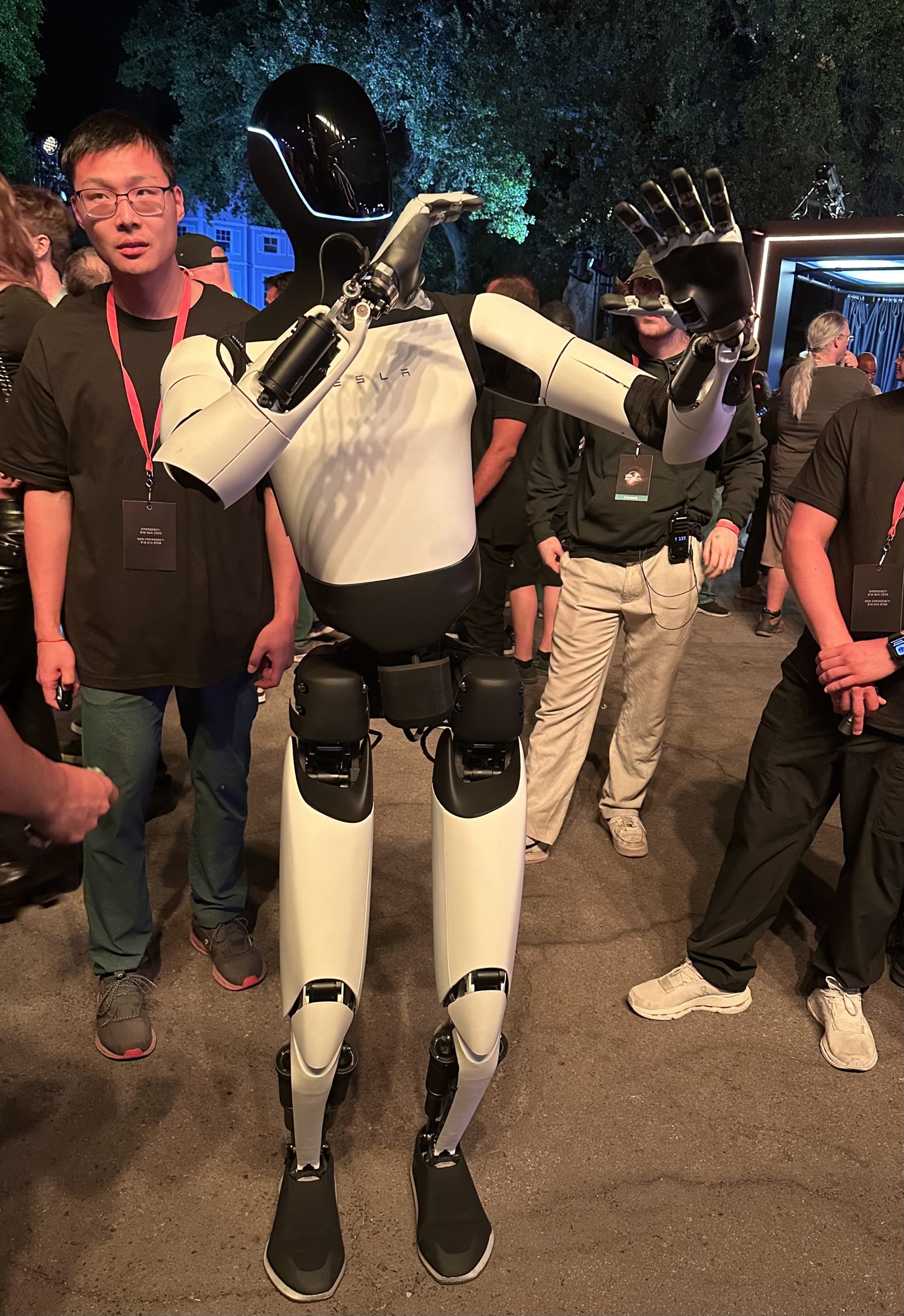 Tesla Optimus humanoid robot
